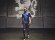 开云体育平台APP-意甲焦点战之夜，武切维奇打出生涯之夜，一己之力改写争冠格局