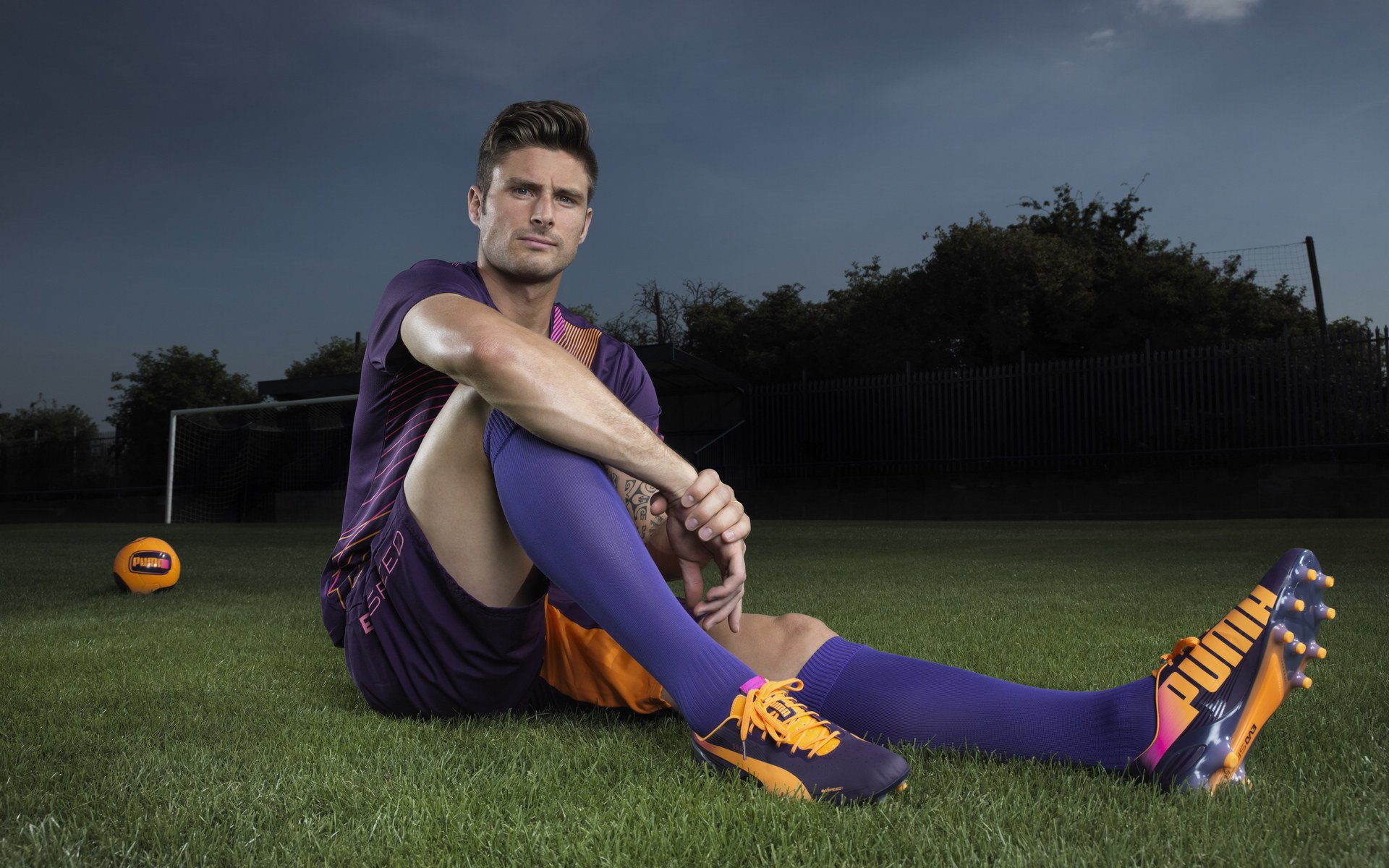 欧冠半决赛之夜，楚阿梅尼惊艳四座，一记重炮改写银河战舰的命运