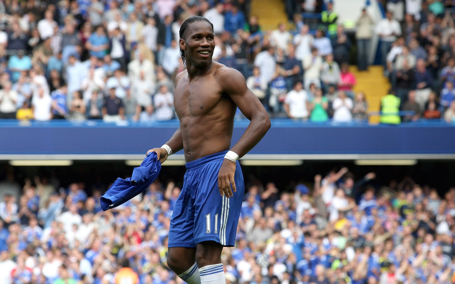 赛道新王诞生，梅赛德斯完胜红牛，勒克莱尔惊艳四座